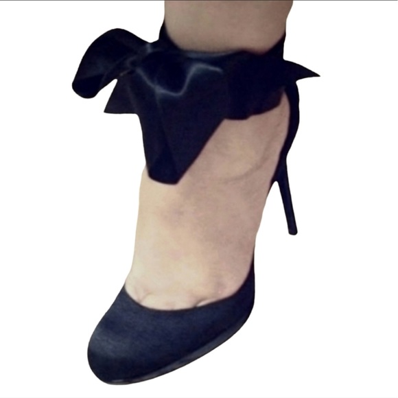 Ann Taylor Satin Bandage Leg Lace Tie Up Ribbon Stilettos Heels Women’s size 7 - Picture 12 of 16